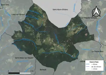 Vue aérienne du territoire communal.