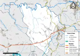 Carte en couleur présentant le réseau hydrographique de la commune