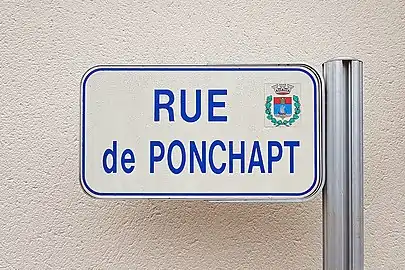 Rue de Ponchapt, partagée entre Chécy et Boigny.