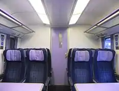 L'intérieur de la première classe (Class 458/0 et 458/5)