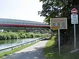 Véloroute de la Somme : accès du halage  à Péronne.