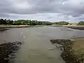 Vue vers l'amont de la ria du Plessis depuis le pont de Pen Mané.