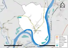 Carte en couleur présentant le réseau hydrographique de la commune