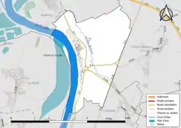 Carte en couleur présentant le réseau hydrographique de la commune