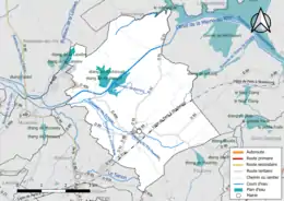 Carte en couleur présentant le réseau hydrographique de la commune