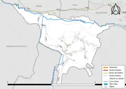 Carte en couleur présentant le réseau hydrographique de la commune