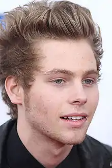 Luke Hemmings (26-