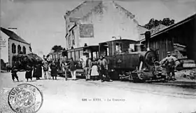 Le tramway d'Étel à La Trinité-sur-Mer vers 1908.