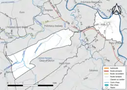 Carte en couleur présentant le réseau hydrographique de la commune