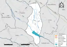 Carte en couleur présentant le réseau hydrographique de la commune