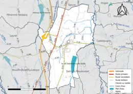 Carte en couleur présentant le réseau hydrographique de la commune