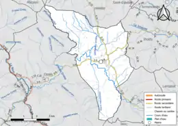 Carte en couleur présentant le réseau hydrographique de la commune