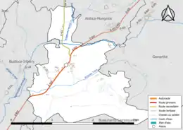 Carte en couleur présentant le réseau hydrographique de la commune