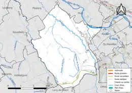 Carte en couleur présentant le réseau hydrographique de la commune