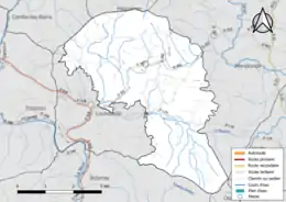 Carte en couleur présentant le réseau hydrographique de la commune