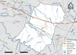 Carte en couleur présentant le réseau hydrographique de la commune