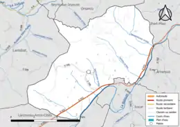 Carte en couleur présentant le réseau hydrographique de la commune