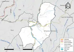 Carte en couleur présentant le réseau hydrographique de la commune