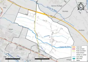 Carte en couleur présentant le réseau hydrographique de la commune