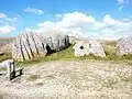 Rochers dans les dunes proches de la plage du Stêr 1