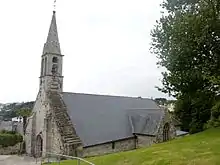 L'église Saint-Jacques de Pouldavid.