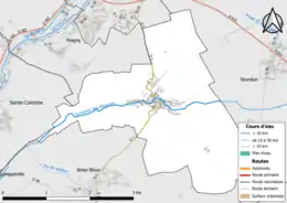 Carte en couleur présentant le réseau hydrographique de la commune