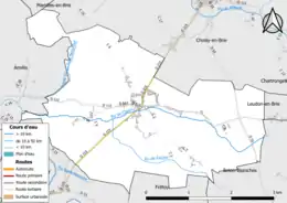 Carte en couleur présentant le réseau hydrographique de la commune