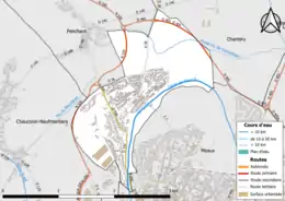 Carte en couleur présentant le réseau hydrographique de la commune