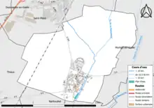 Carte en couleur présentant le réseau hydrographique de la commune