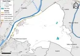 Carte en couleur présentant le réseau hydrographique de la commune