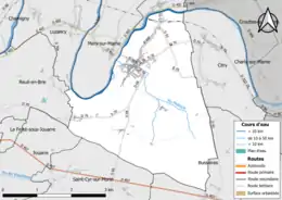 Carte en couleur présentant le réseau hydrographique de la commune