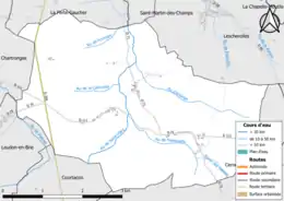 Carte en couleur présentant les réseaux hydrographiques de la commune