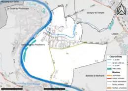 Carte en couleur présentant le réseau hydrographique de la commune