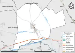 Carte en couleur présentant le réseau hydrographique de la commune