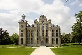 (fr) Château de Beaulieu