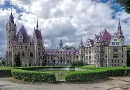 Le château de Moszna (pl) à Moszna en Pologne.