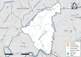 Carte en couleur présentant le réseau hydrographique de la commune