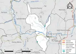 Carte en couleur présentant le réseau hydrographique de la commune