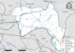 Carte en couleur présentant le réseau hydrographique de la commune