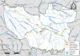 Carte en couleur présentant le réseau hydrographique de la commune