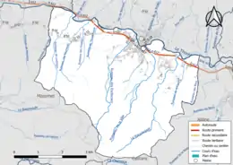 Carte en couleur présentant le réseau hydrographique de la commune