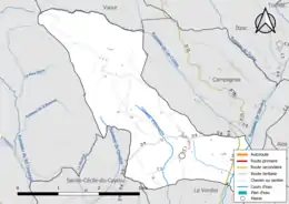 Carte en couleur présentant le réseau hydrographique de la commune