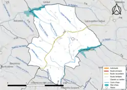 Carte en couleur présentant le réseau hydrographique de la commune