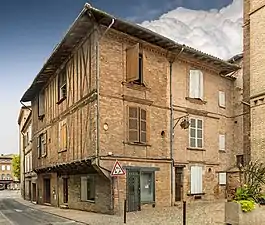 Maison de la place Mont-del-Pa (XVIe siècle).
