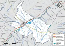 Carte en couleur présentant le réseau hydrographique de la commune