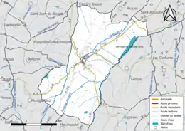 Carte en couleur présentant le réseau hydrographique de la commune