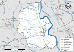 Carte en couleur présentant le réseau hydrographique de la commune