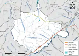 Carte en couleur présentant le réseau hydrographique de la commune