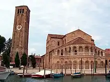 Basilique Sainte-Marie-et-Donatien (basilica dei Santi Maria Assunta, Donato e Cipriano)