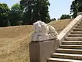 Un des Lions en marbre du parc Chavat
